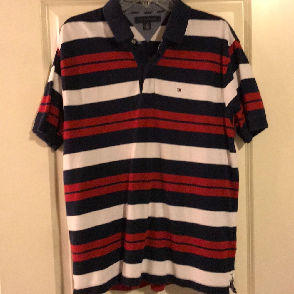 Large Men’s Tommy Hilfiger Polo.